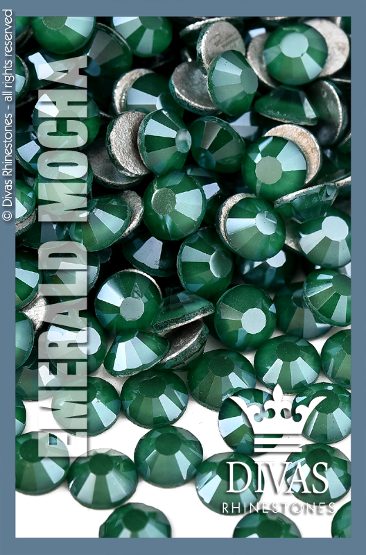 MOCHA RHINESTONES - Eltanin Rose #2020 Glass Crystal 'Emerald'